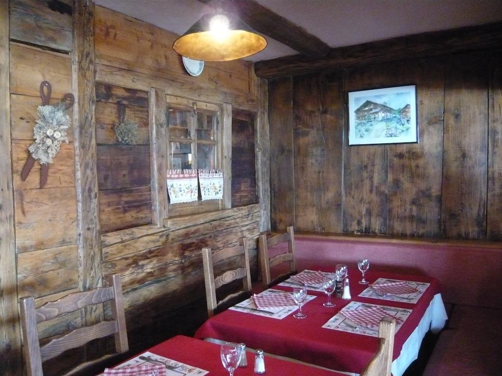 Hotel Le Tetras Notre-Dame-de-Bellecombe Exteriör bild